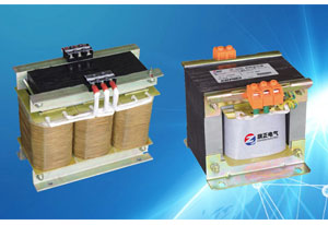 上一篇文章我們講了“控制變壓器與電源變壓器之間的區(qū)別”，今天旗正再來為大家講一下控制變壓器與功放變壓器之間有何不同之處，讓大家對(duì)控制變壓器再進(jìn)一步的認(rèn)識(shí)它！