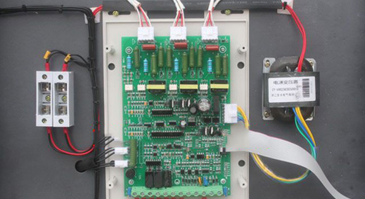 “R型變壓器讓軟啟動器使用起來更得心應手！”看了這個話題你一定會有疑惑吧？為什么軟啟動器中要使用R型變壓器？